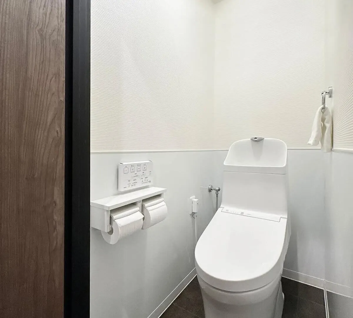 Apartment Earls Court - Apt For 14 Ppl Great Location In A Quiet Area Hiroshima